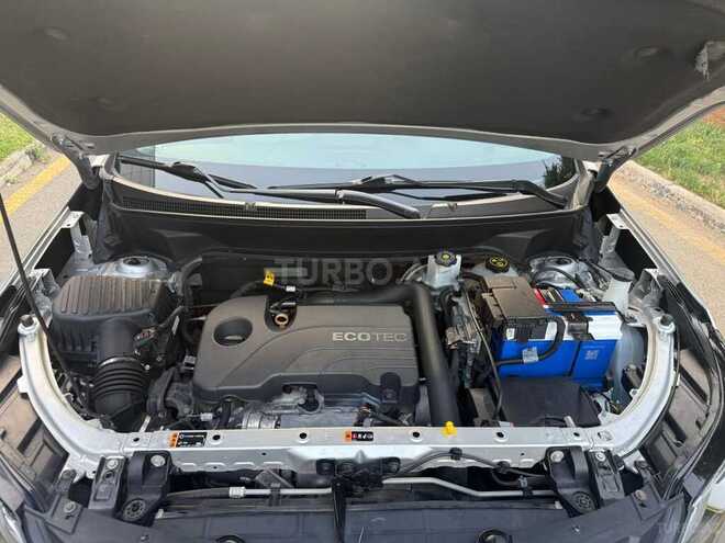 Chevrolet Equinox-4