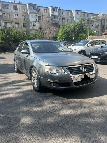 Volkswagen Passat-2