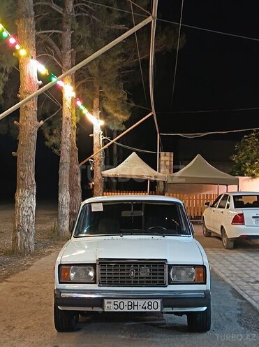 LADA (VAZ) 2107-1