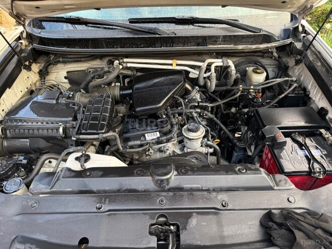 Toyota Land Cruiser Prado-12