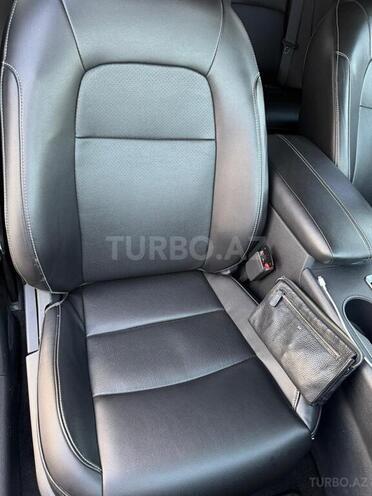 Nissan Altima-13