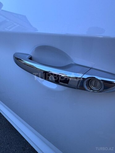 Hyundai Sonata-13