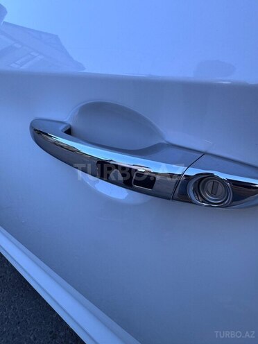 Hyundai Sonata-11