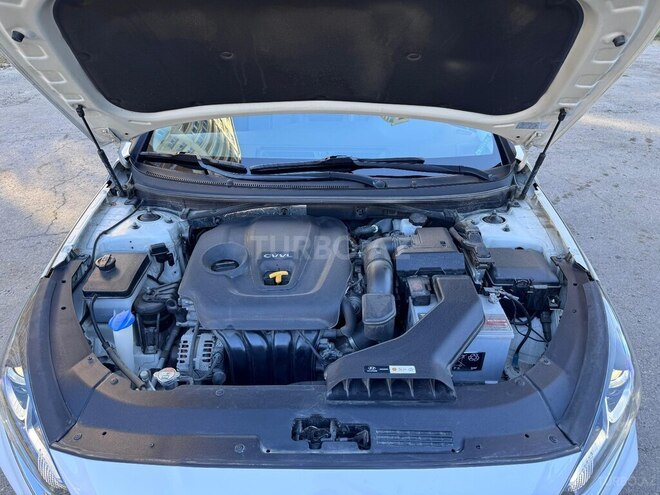 Hyundai Sonata-17