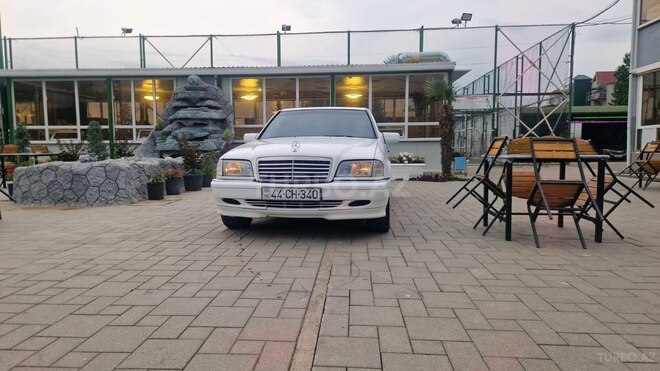 Mercedes C 200-6