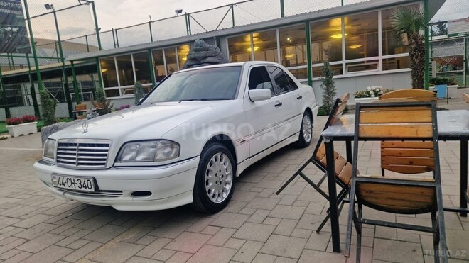 Mercedes C 200-9