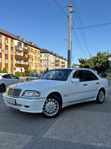 Mercedes C 200-16