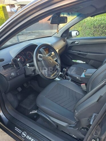 Opel Astra-10