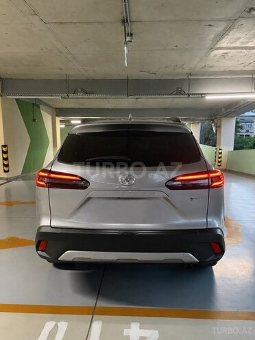 Toyota Corolla Cross-2
