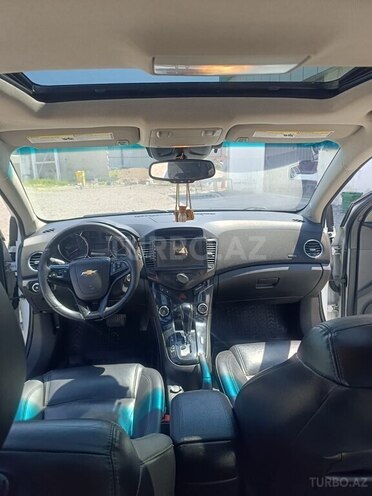 Chevrolet Cruze-9