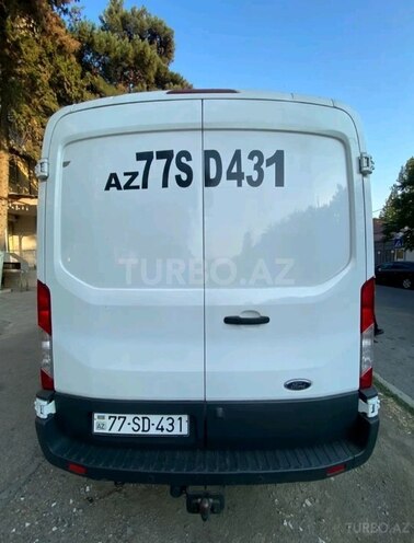 Ford Transit-2