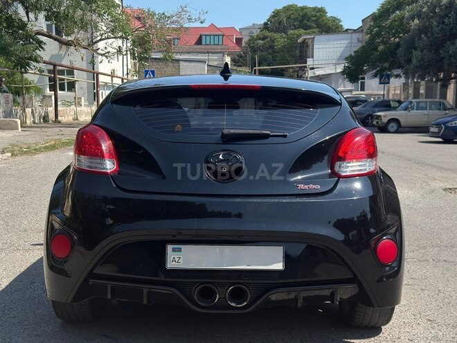 Hyundai Veloster-6