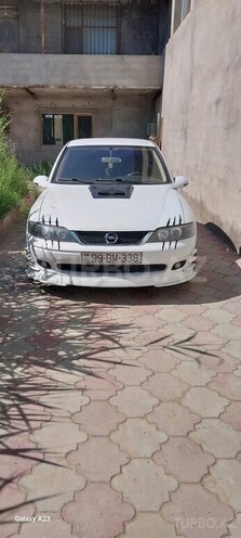 Opel Vectra-4