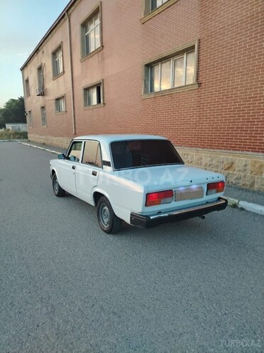 LADA (VAZ) 2107-4