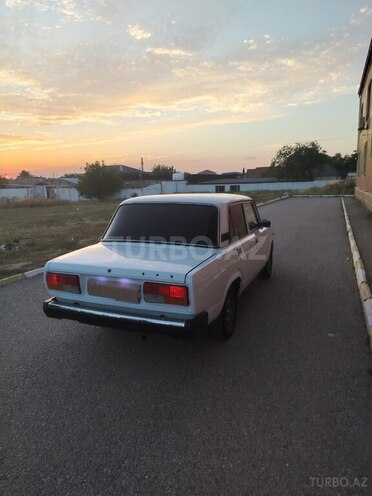 LADA (VAZ) 2107-5