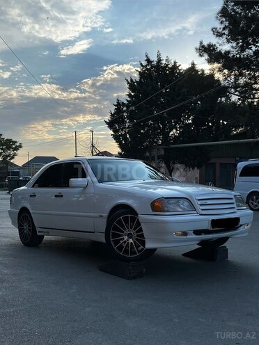 Mercedes C 230-1