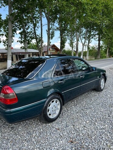 Mercedes C 220-3