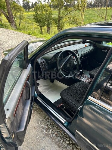 Mercedes C 220-13
