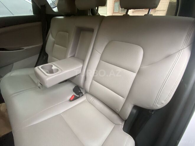 Hyundai Tucson-15
