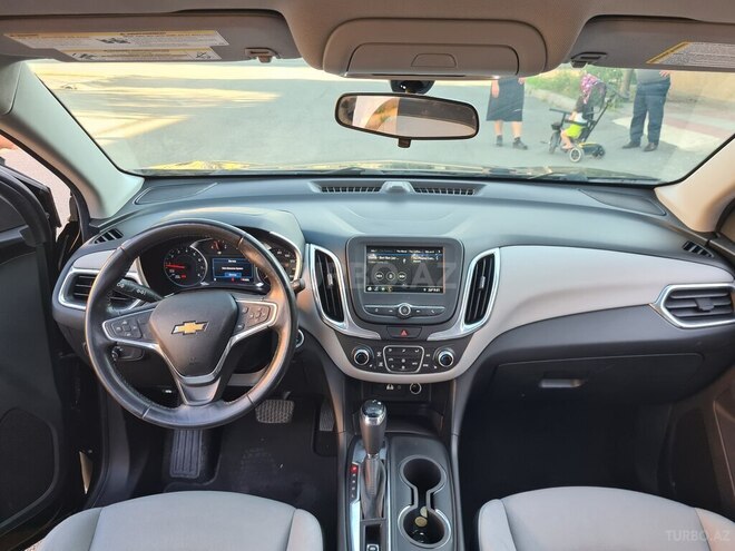 Chevrolet Equinox-2