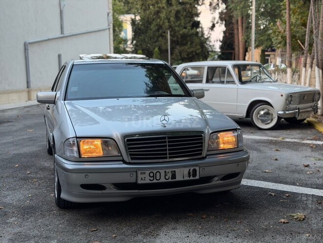 Mercedes C 240-1