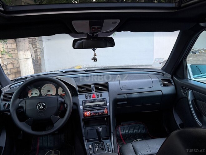 Mercedes C 240-10