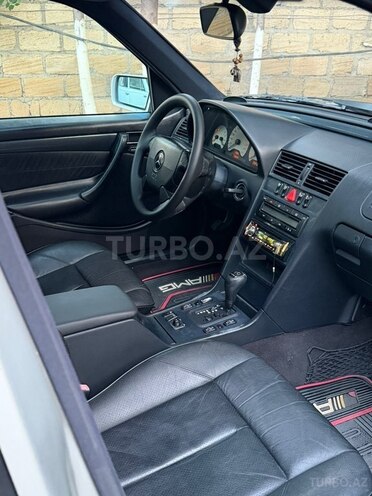 Mercedes C 240-9