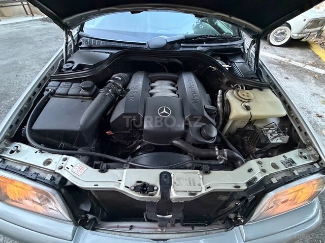 Mercedes C 240-12