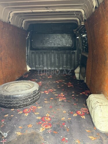 Ford Transit-4
