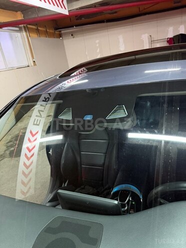 Mercedes C 200-12