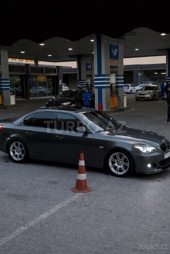 BMW 530-11