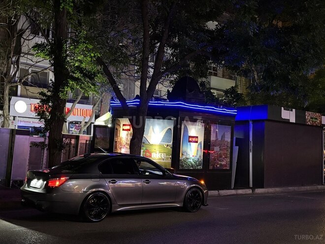 BMW 530-5