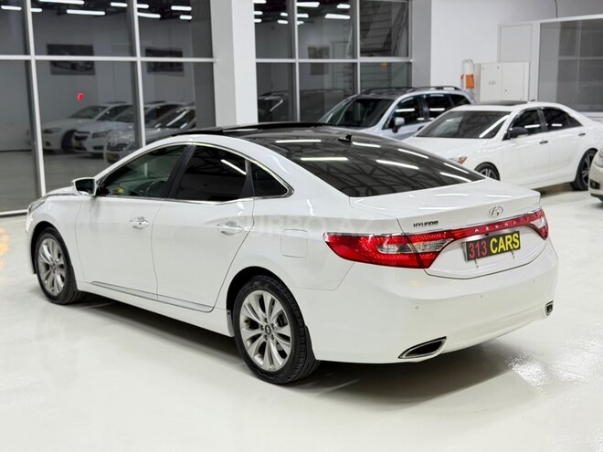 Hyundai Azera-7