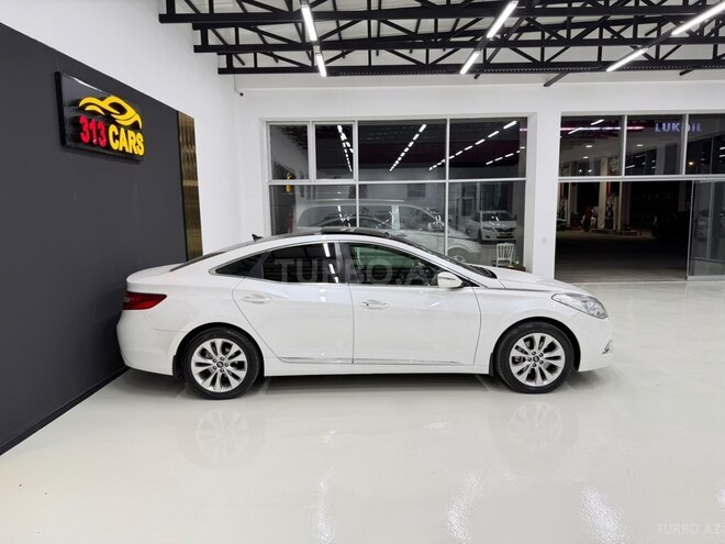 Hyundai Azera-5
