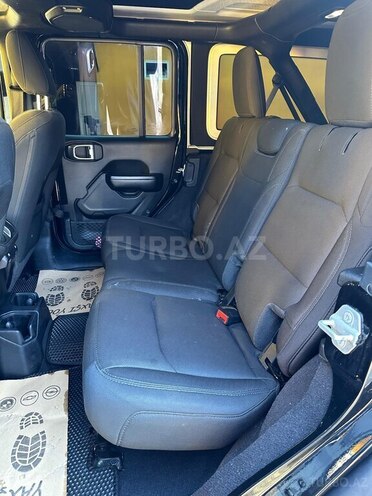 Jeep Wrangler-7
