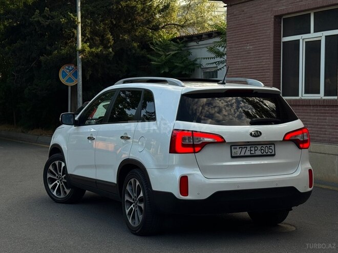 Kia Sorento-11