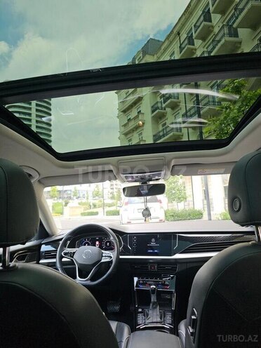 Volkswagen Passat-8