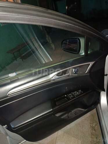 Ford Fusion (North America)-3