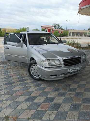Mercedes C 250-1
