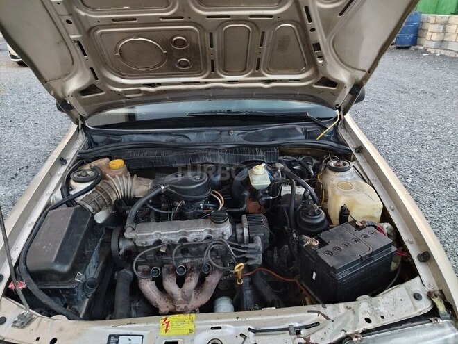 Opel Vectra-3