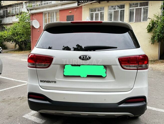 Kia Sorento-2