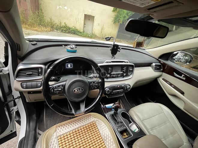 Kia Sorento-15