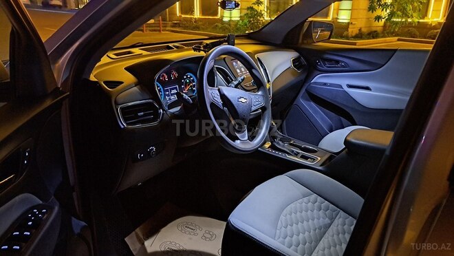 Chevrolet Equinox-4