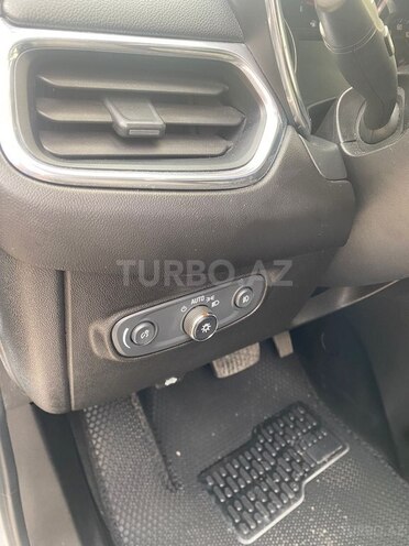 Chevrolet Equinox-16