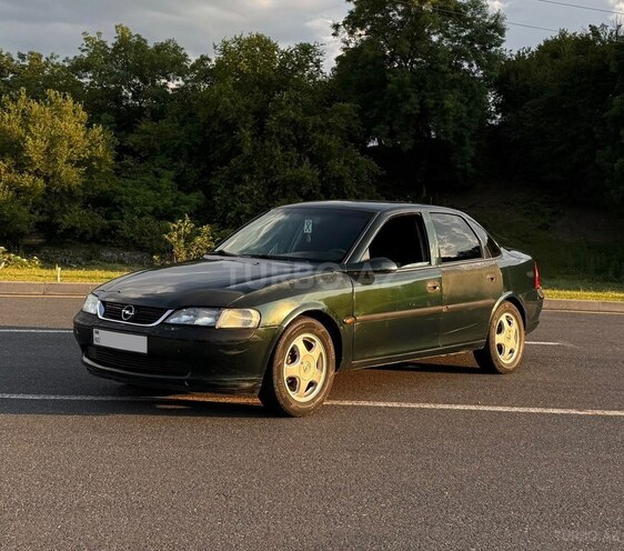 Opel Vectra-2