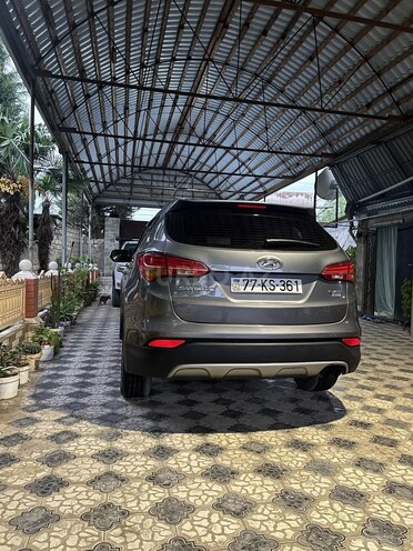 Hyundai Santa Fe-3