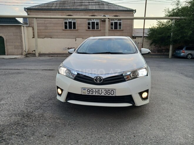 Toyota Corolla-8