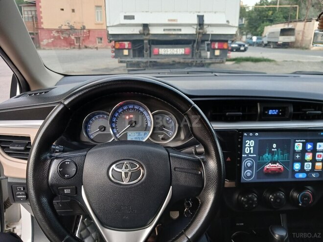 Toyota Corolla-16