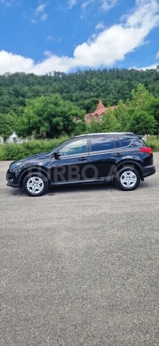 Toyota RAV4-3