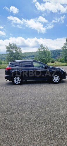 Toyota RAV4-5